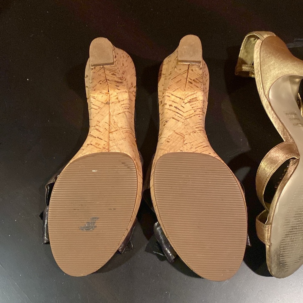 2 pairs Coach and Martinez Valero Heels - Black and Gold lowest price no offers - Picture 6 of 7